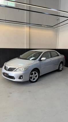 TOYOTA COROLLA 1.8 GLI 16V FLEX 4P AUTOMÁTICO